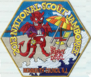 Patch Scan of MONMOUTH COUNCIL JSP CENTER PATCH GOLD BORDER